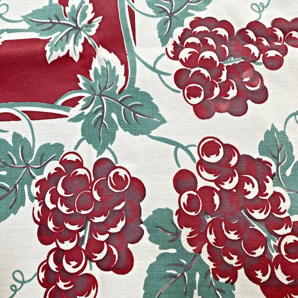 Vintage Mid Century Printed Cotton Tablecloth Red & Mint Green Grapevine Border - Picture 4 of 10